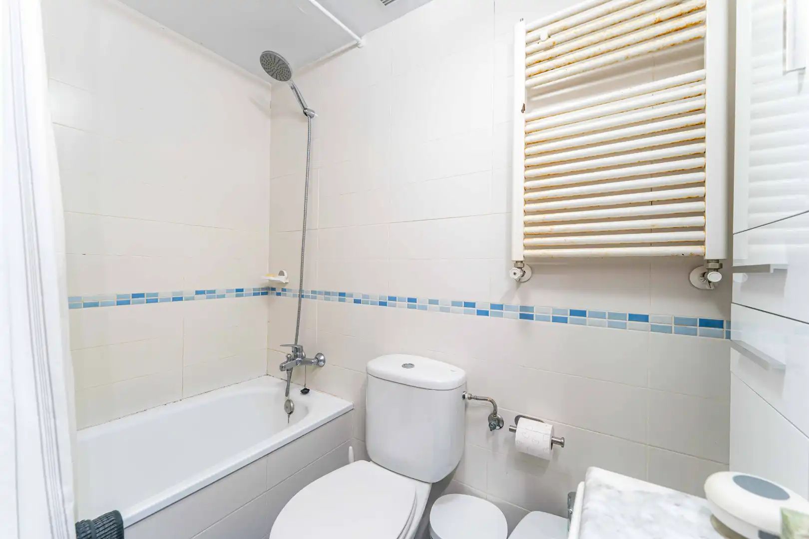 Bany de Apartament en venda en Alcorcón amb Aire condicionat, Calefacció i Traster