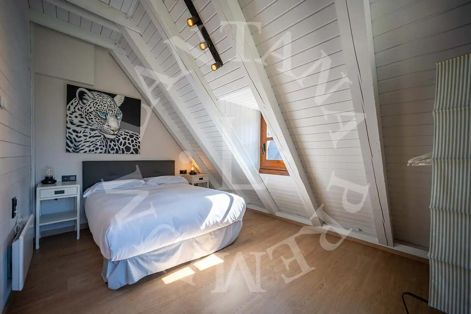 Habitación de Casa adosada en venta en Naut Aran con Calefacción, Jardín privado y Terraza