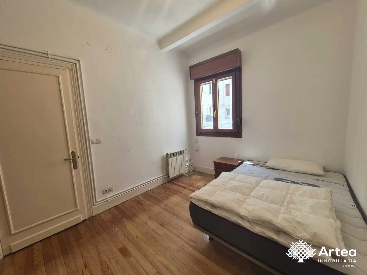 Bedroom of Flat for rent in Bilbao   with Heating, Oven and Washing machine