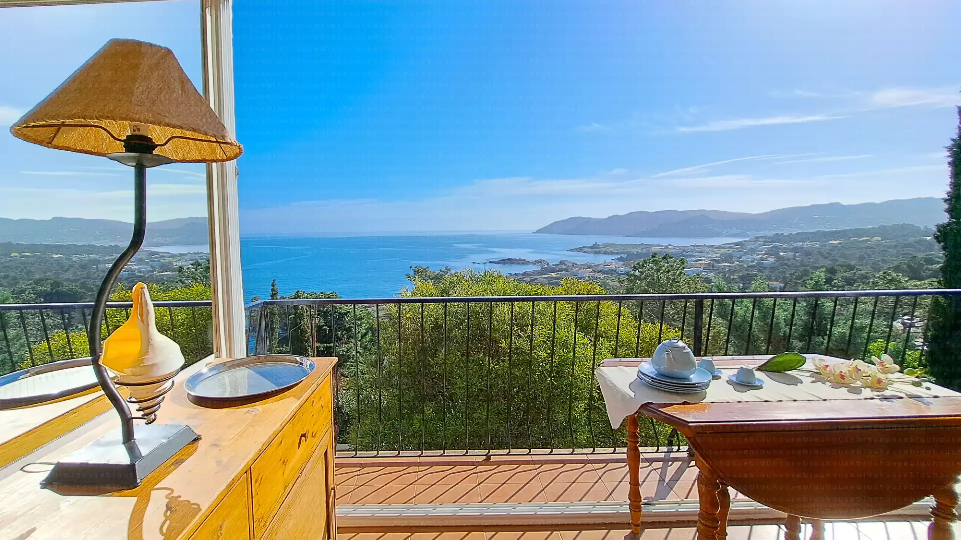 Vista exterior de Casa o xalet en venda en El Port de la Selva amb Jardí privat i Terrassa