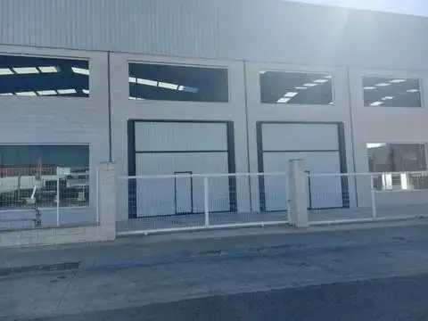 Vista exterior de Local de alquiler en Montserrat