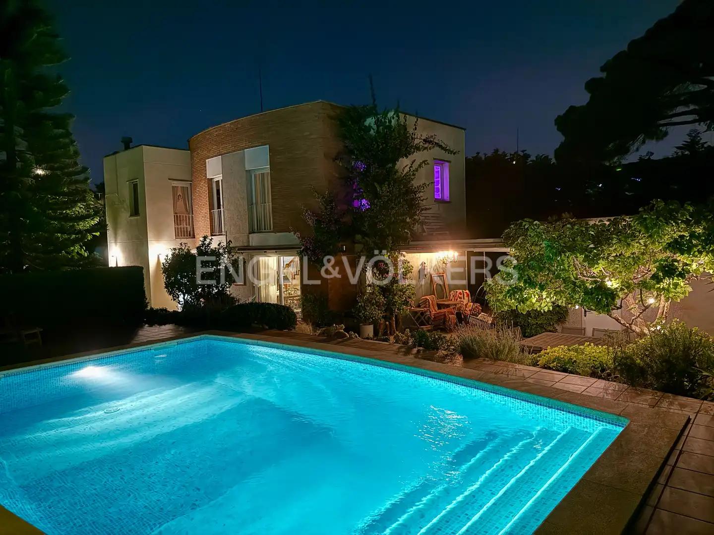 Swimming pool of Houses for sale in Gavà  with Air Conditioner, Heating and Private garden