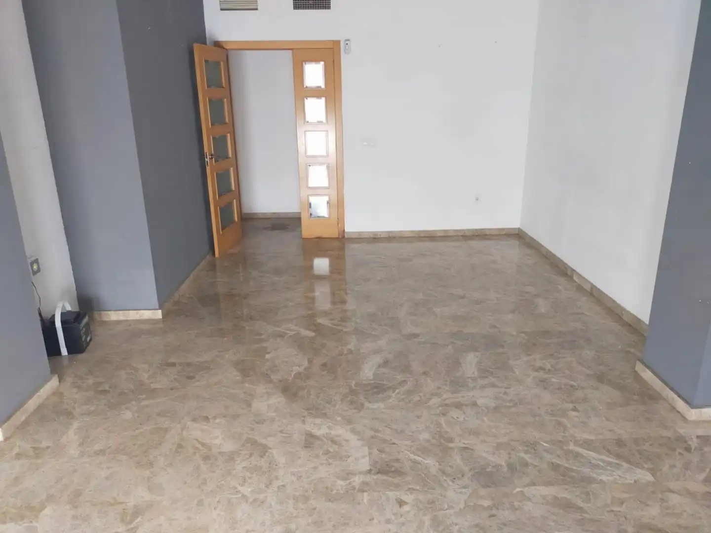 Flat for sale in Montserrat  with Alarm