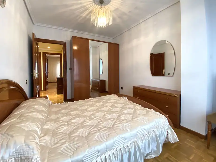 Flat for sale in C. DE QUEJANA, Ariznabarra