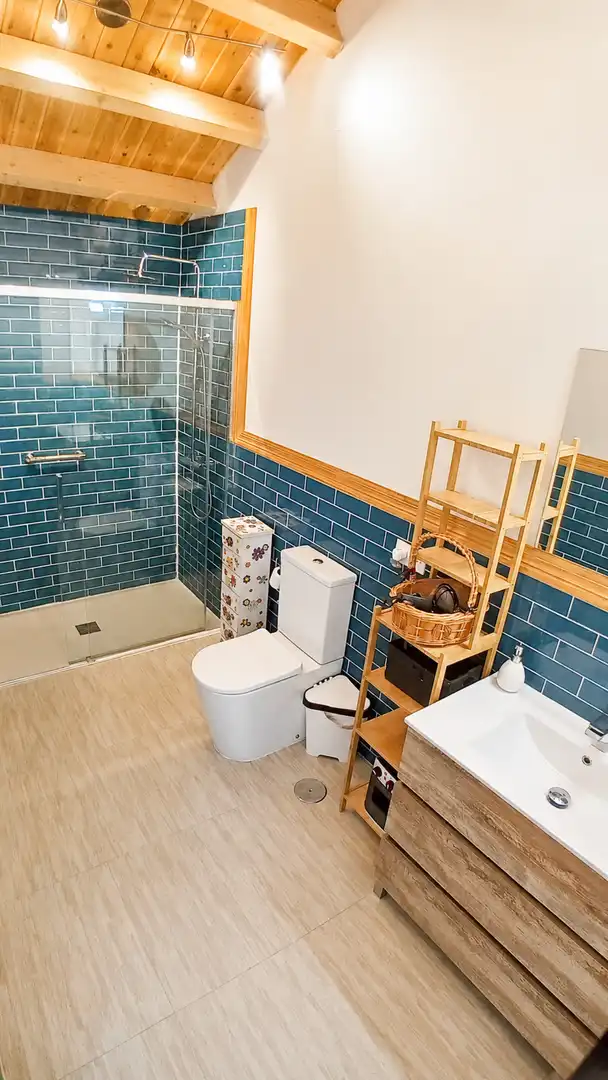 Baño de Casa o chalet en venta en Villamanín con Aire acondicionado, Calefacción y Jardín privado