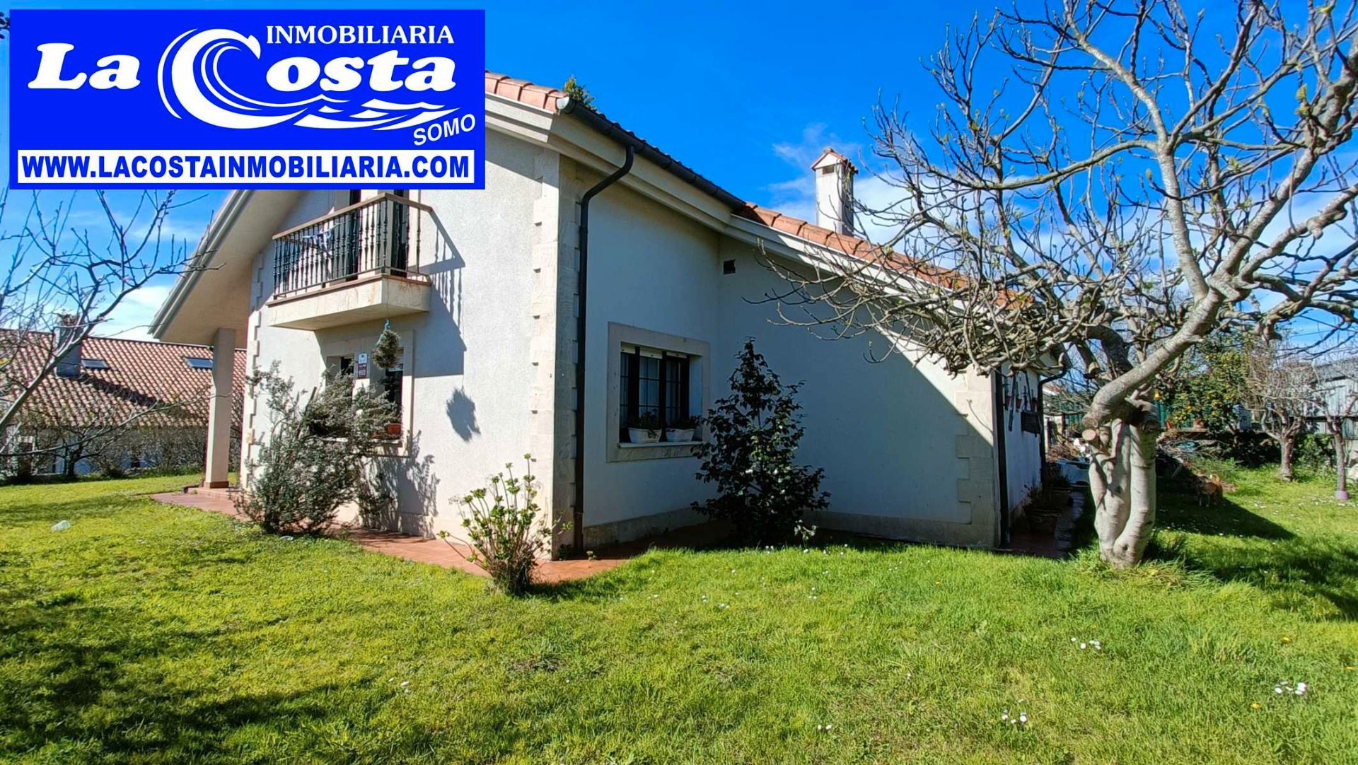 Vista exterior de Casa o xalet en venda en Ribamontán al Mar amb Calefacció, Jardí privat i Terrassa