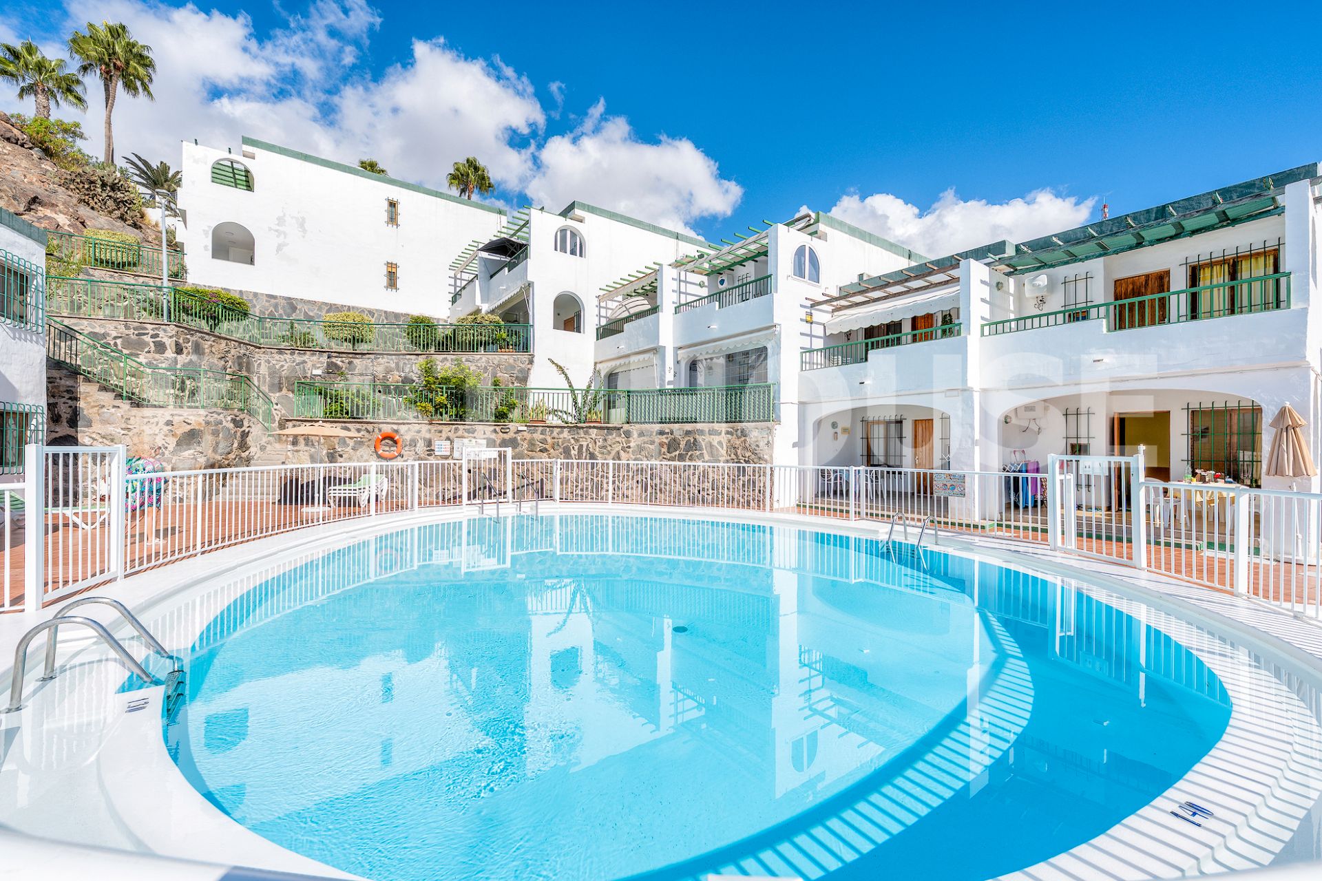 Vista exterior de Pis en venda en San Bartolomé de Tirajana amb Moblat