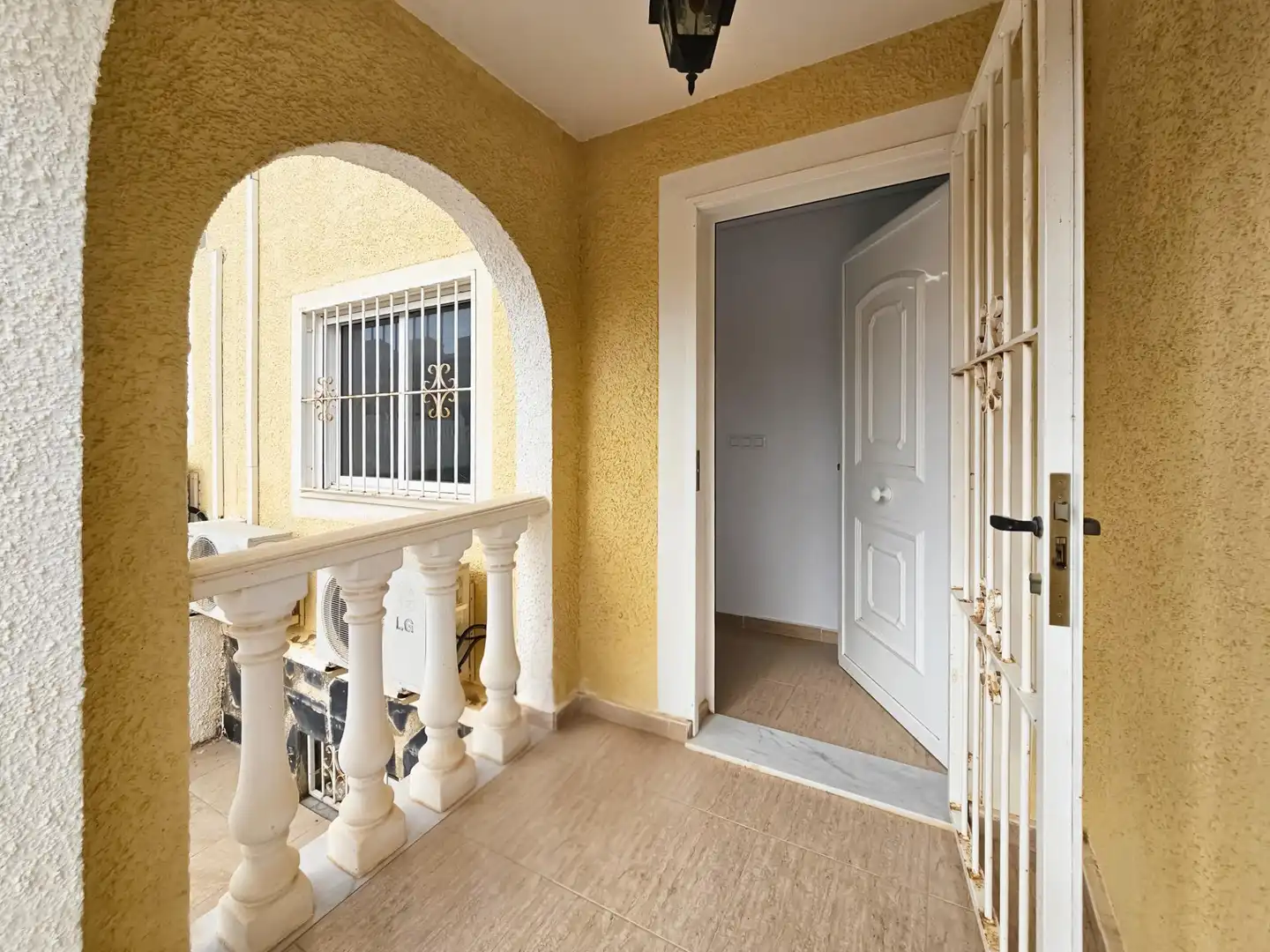 House with terrace for sale in CARABASI DEL, imagen 4