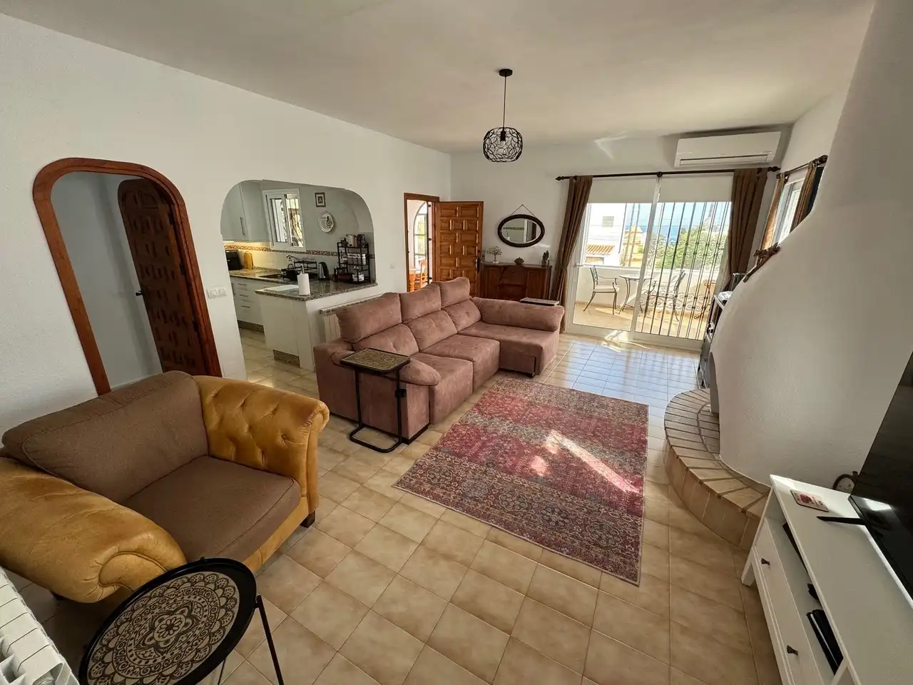 House with pool for sale in Vista de los Ángeles, imagen 5