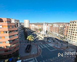 Vista exterior de Pis de lloguer en Bilbao  amb Calefacció