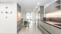 Kitchen of Apartment to rent in  Barcelona Capital  with Air Conditioner, Heating and Parquet flooring