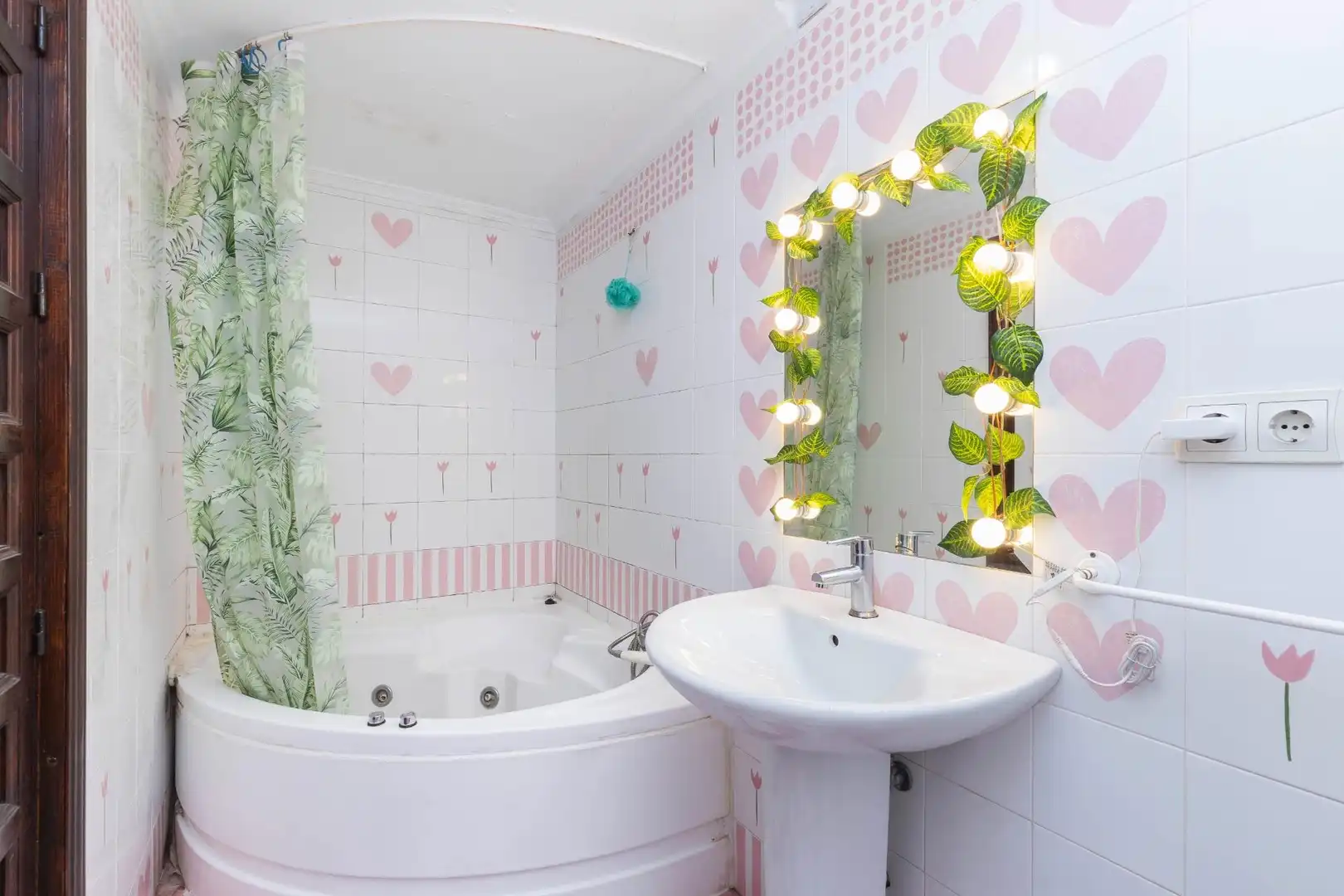 Badezimmer von Wohnung zum Verkauf in Almería mit Terrasse