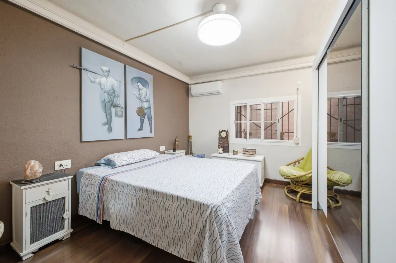 Dormitori de Pis en venda en Alaquàs amb Aire condicionat, Parquet i Terrassa