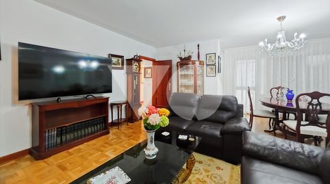 Foto 2 de Piso en venta en De Osuna, Alameda de Osuna, Madrid Capital