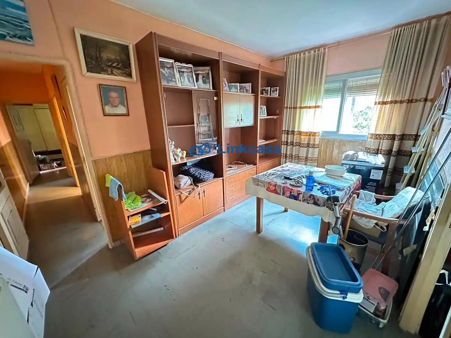 Flat for sale in Madrid  with Heating and Alarm