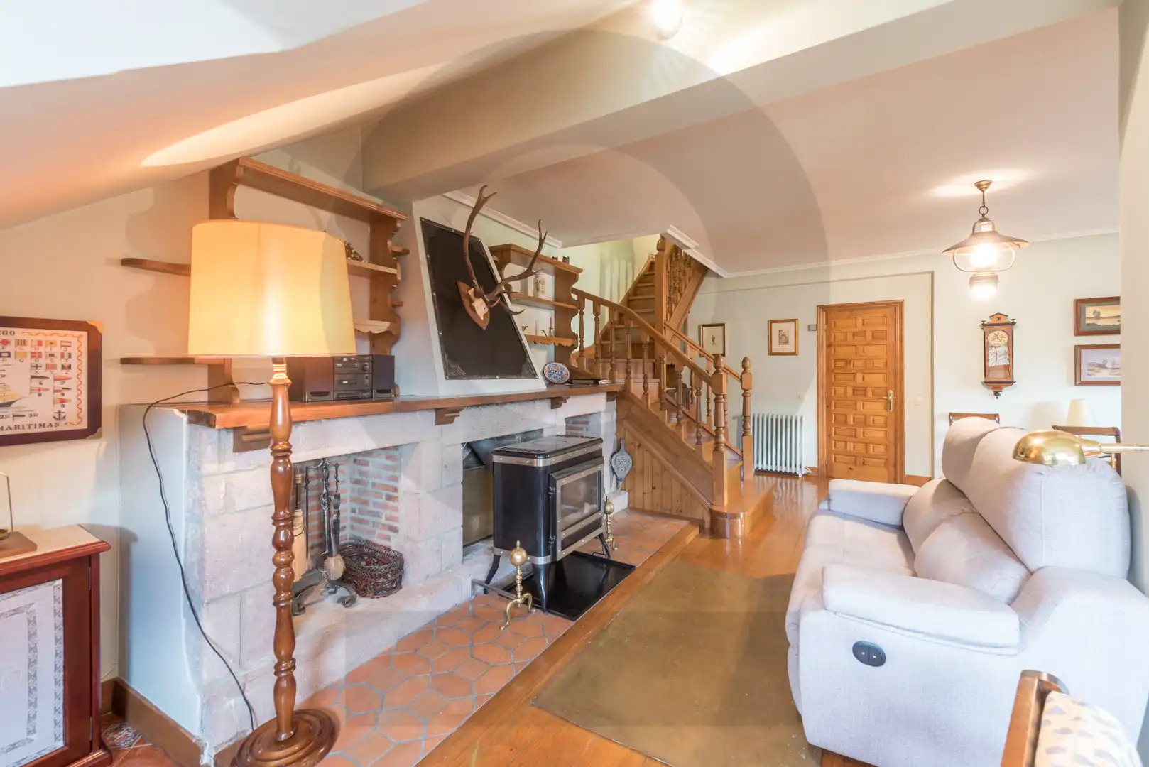 Sala de estar de Casa o chalet en venta en Ruente con Calefacción, Jardín privado y Parquet