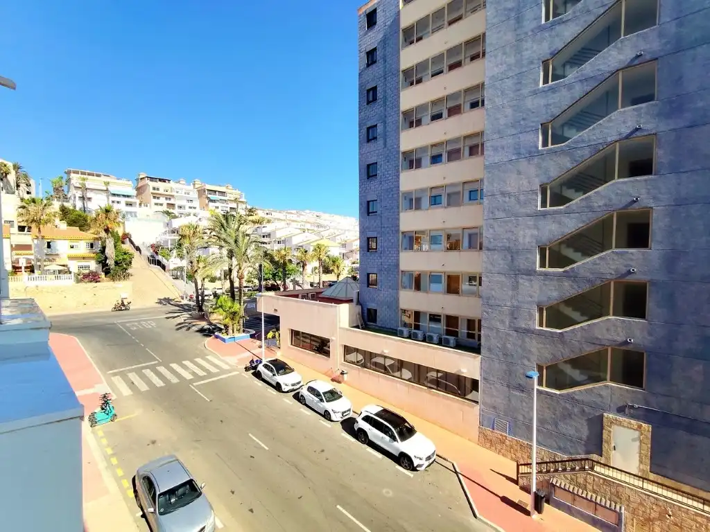 Vista exterior de Apartament en venda en Torrevieja amb Rentadora