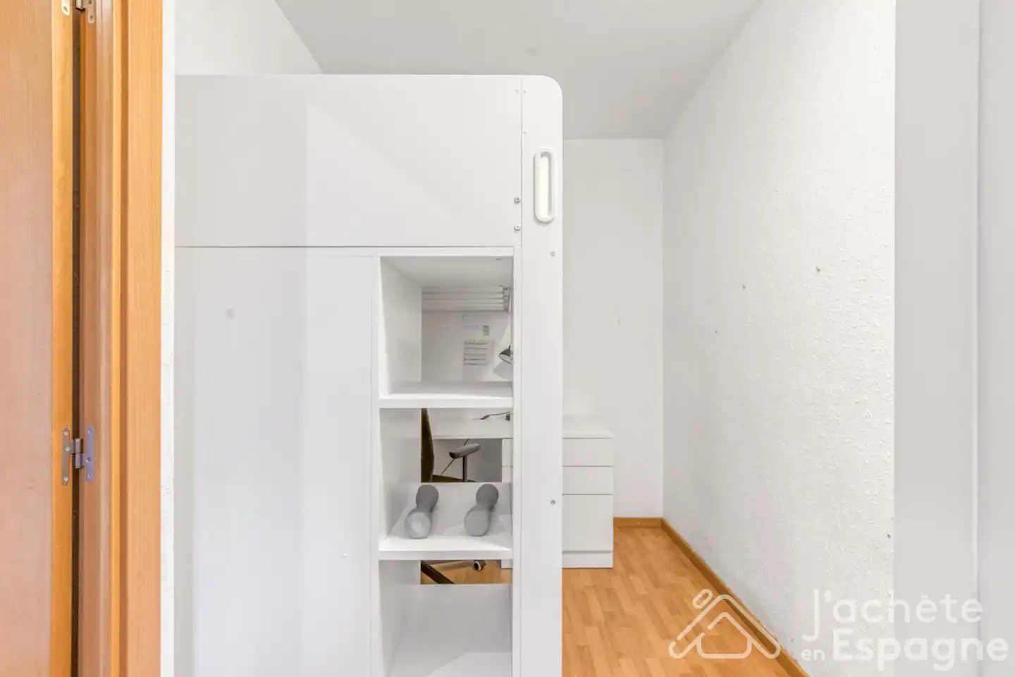 Habitación de Apartamento en venta en Gavà con Calefacción y Terraza