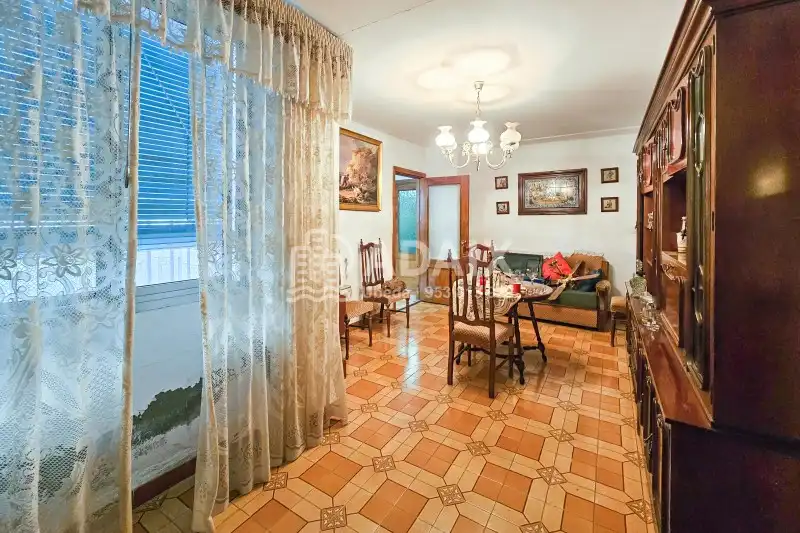 Sala d'estar de Casa o xalet en venda en Úbeda amb Terrassa, Traster i Balcó