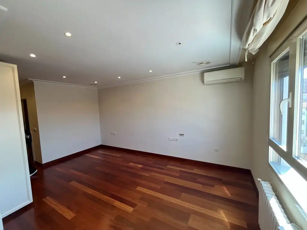 Flat for sale in Albacete  with Air Conditioner, Heating and Parquet flooring