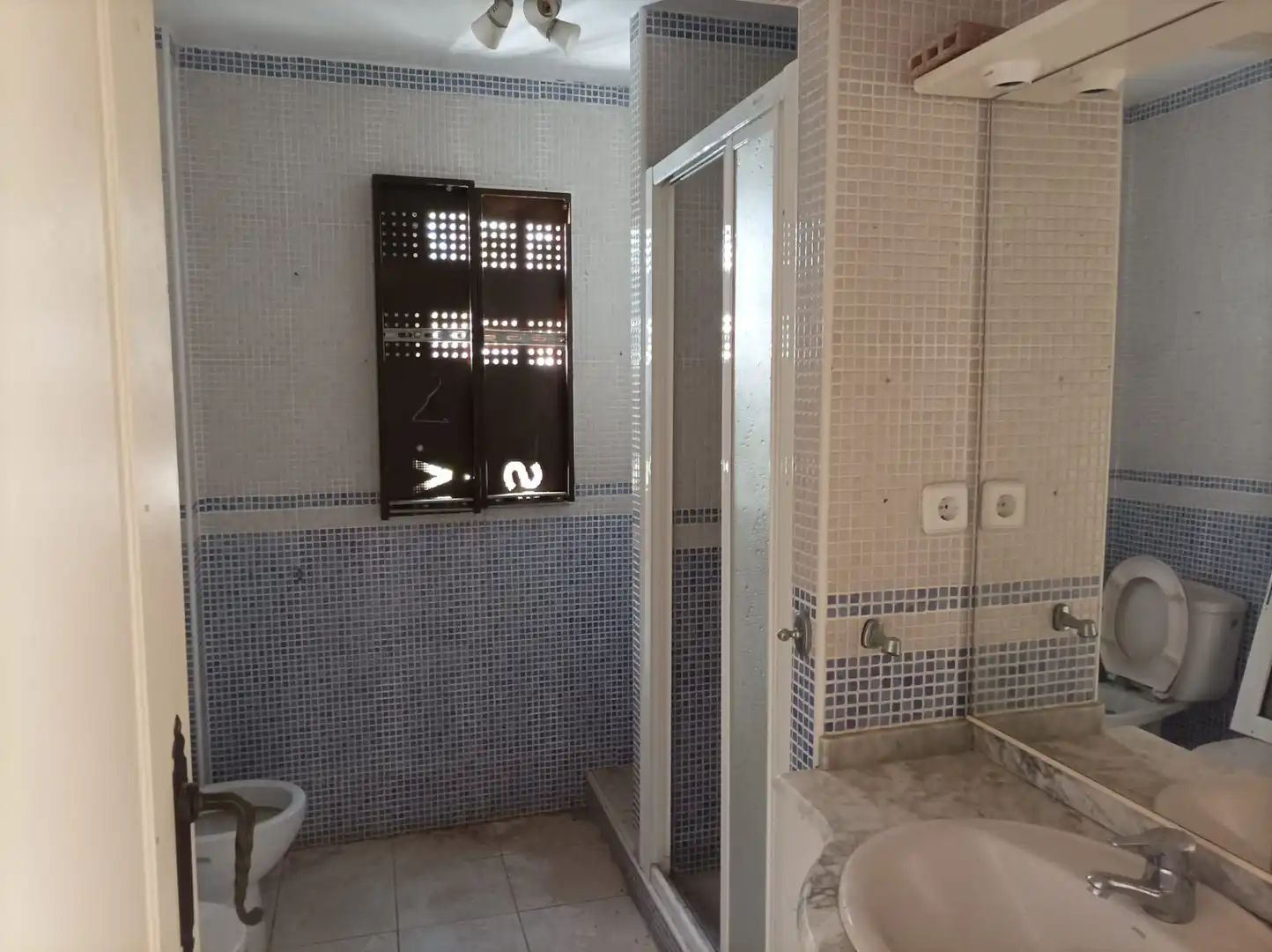 Badezimmer von Haus oder Chalet zum Verkauf in Cartagena mit Privatgarten und Gemeinschaftspool