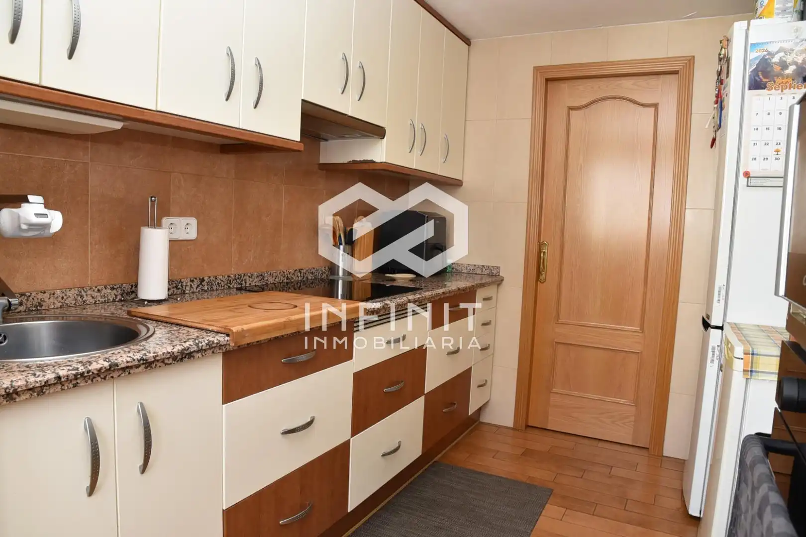Kitchen of Flat for sale in Val
