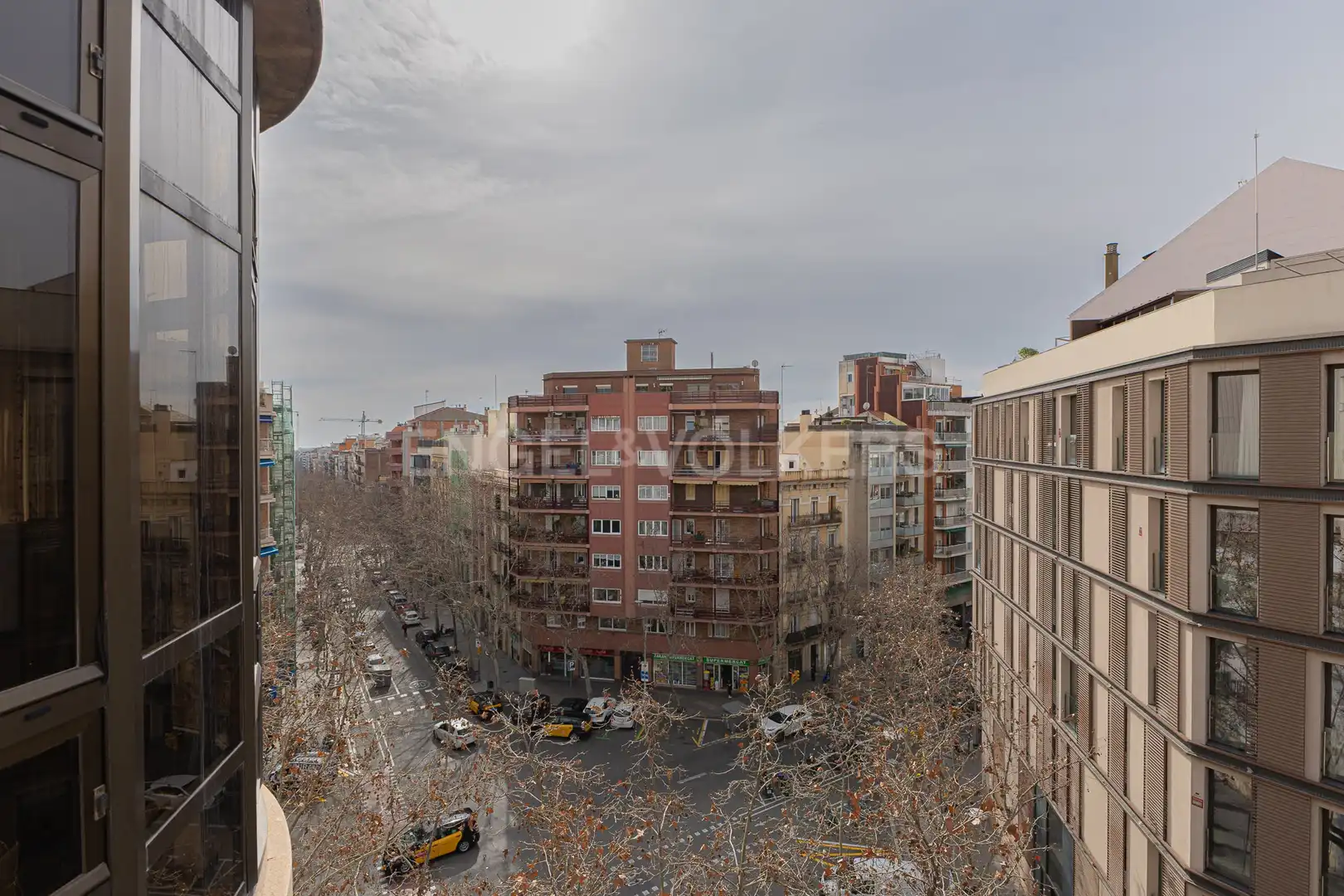 Vista exterior de Àtic en venda en Barcelona amb Aire condicionat, Calefacció i Terrassa