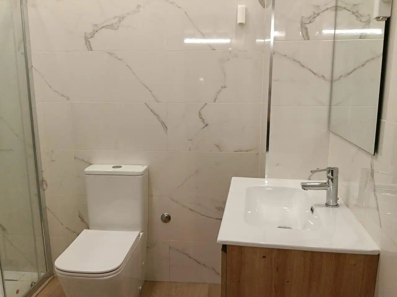 Bany de Estudi en venda en Madrid amb Aire condicionat, Calefacció i Moblat