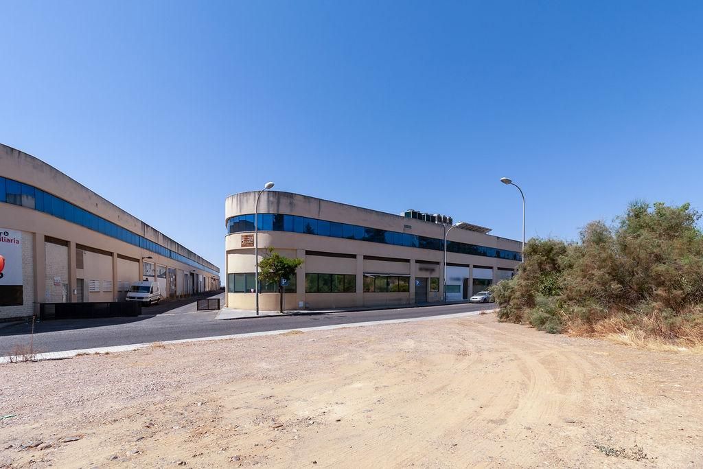 Vista exterior de Oficina en venta en  Córdoba Capital
