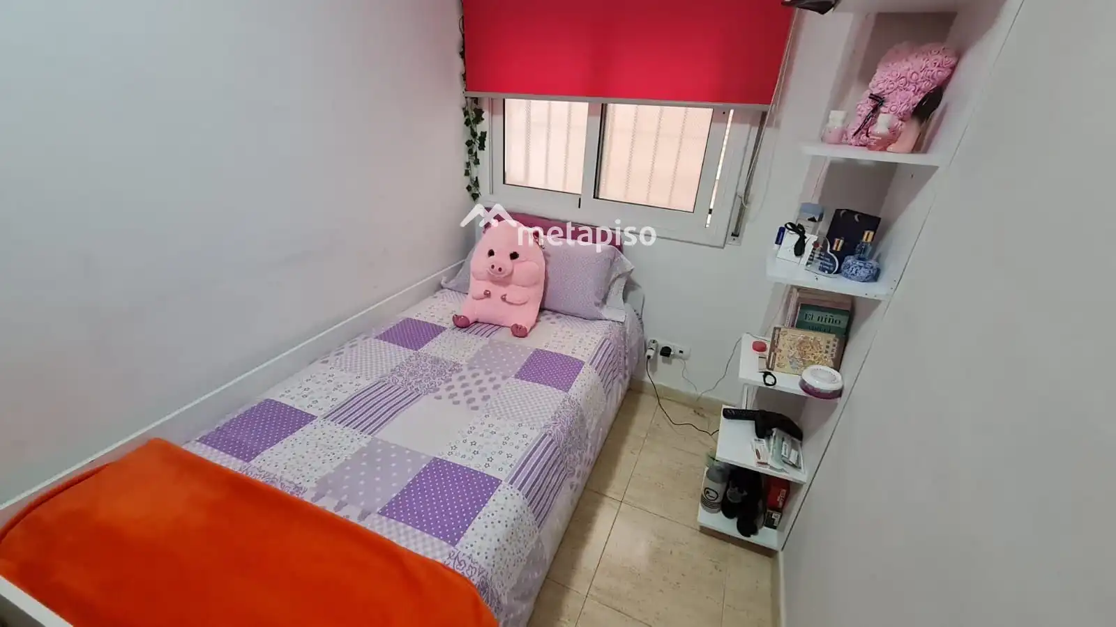 Habitación de Dúplex en venta en Vilafranca del Penedès con Calefacción, Terraza y Amueblado