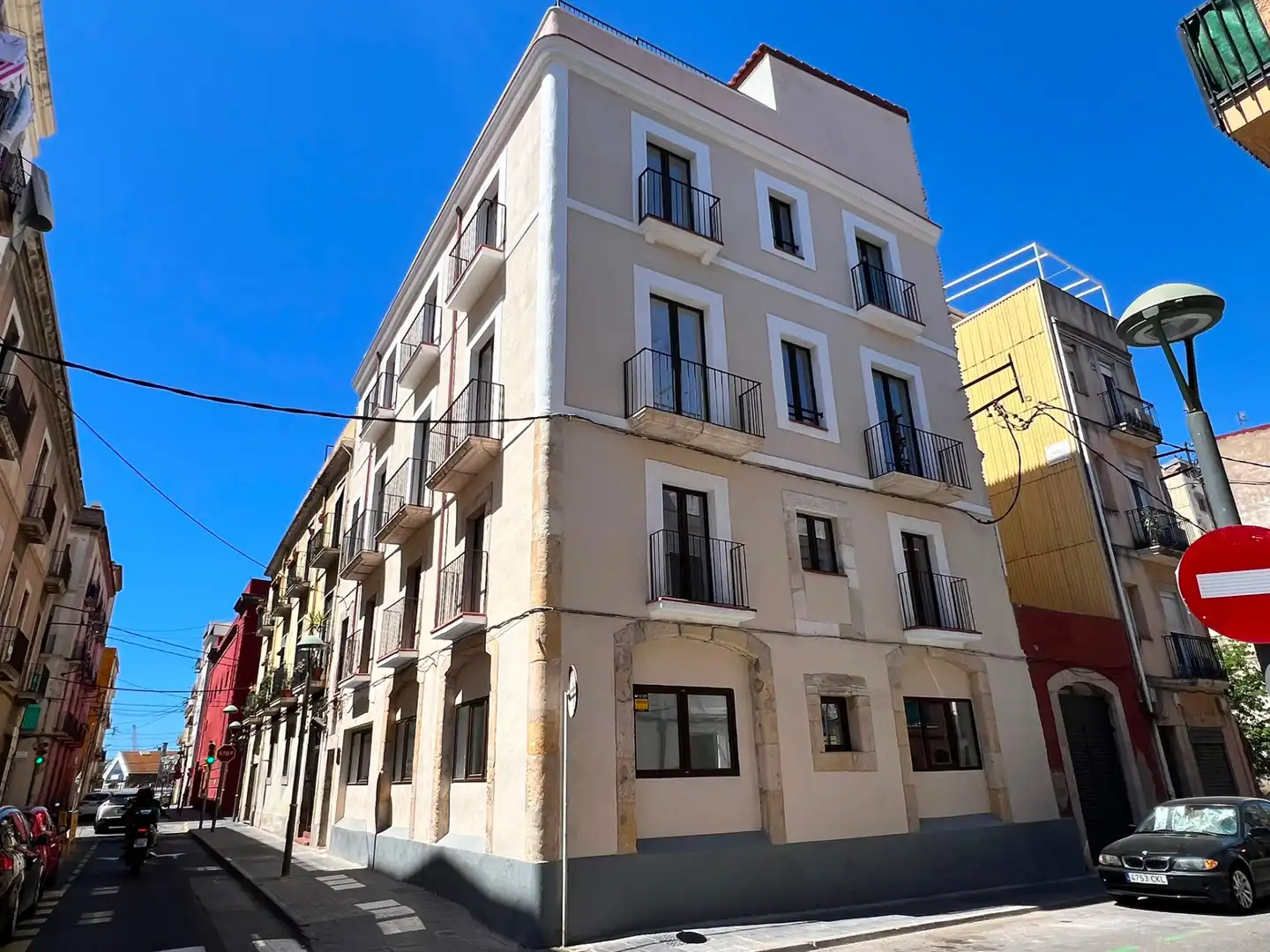 Carrer de la Verge de Misericòrdia, 15, Barris Marítims