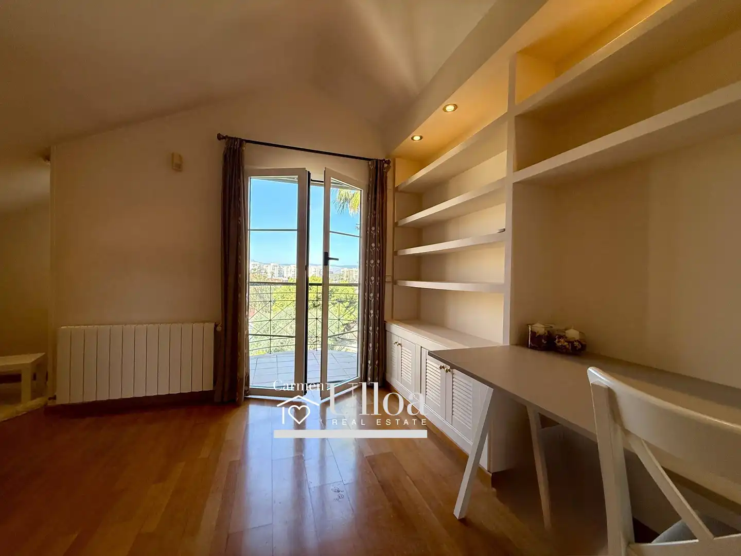 Dormitori de Casa o xalet en venda en Alicante / Alacant amb Aire condicionat, Calefacció i Jardí privat