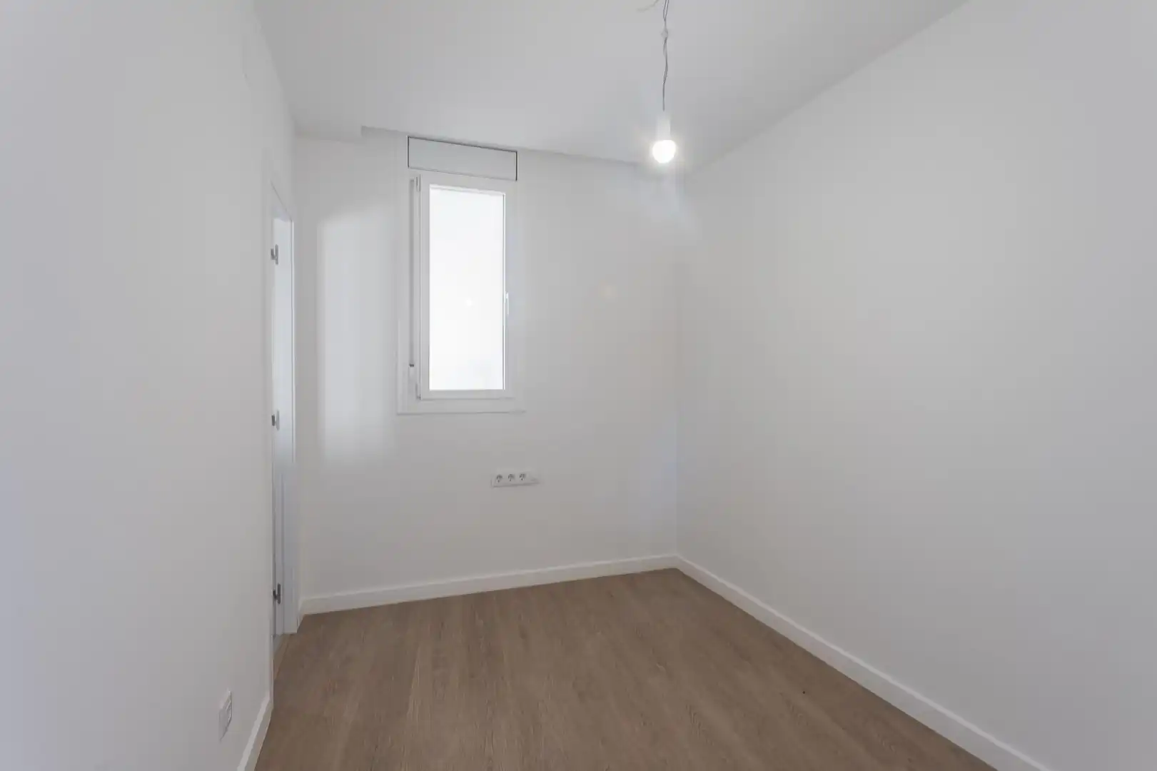 Dormitori de Àtic de lloguer en Barcelona amb Aire condicionat, Calefacció i Parquet
