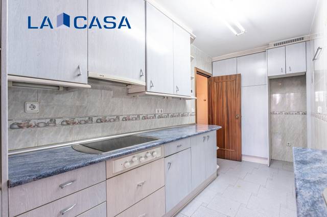 Piso en Venta en Calle Marqués de la Valdavia en Palos de Moguer