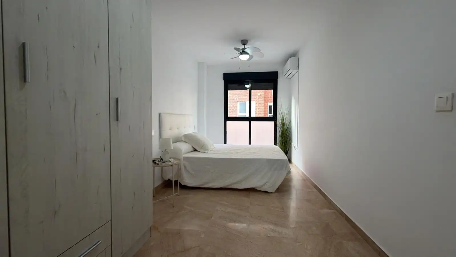 Bedroom of Flat for sale in Elche / Elx  with Air Conditioner and Furnished