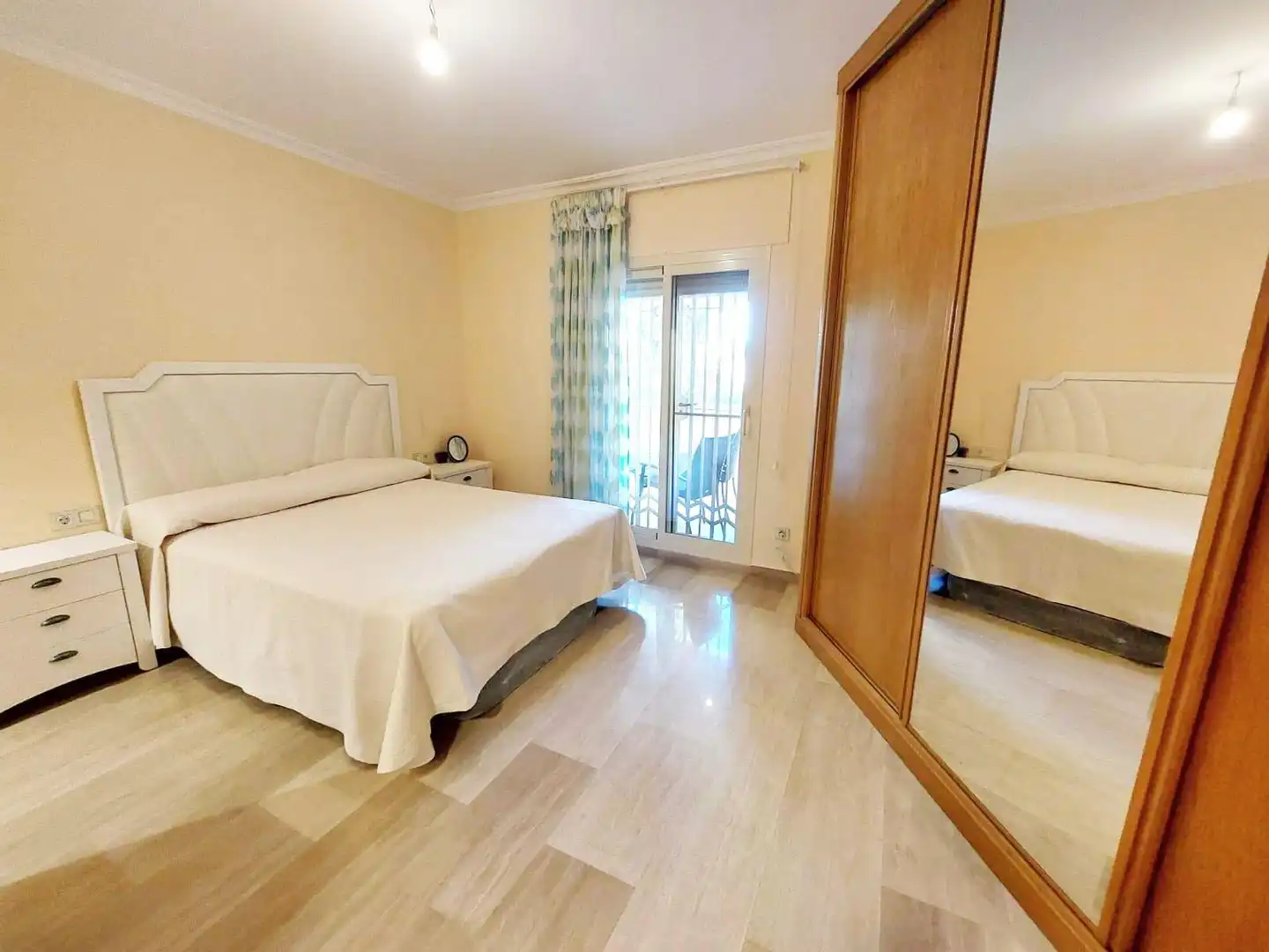 Piso con piscina en venta en GANDHI, imagen 20