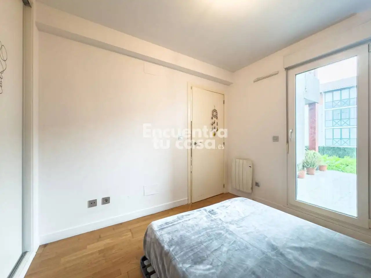 Schlafzimmer von Wohnung zum Verkauf in Hendaye mit Heizung, Privatgarten und Terrasse