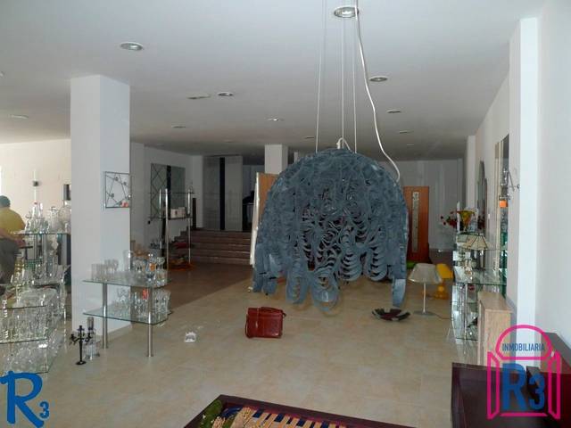 Local comercial en Venta en Avenida del Párroco Pablo Díez en Trobajo del Camino