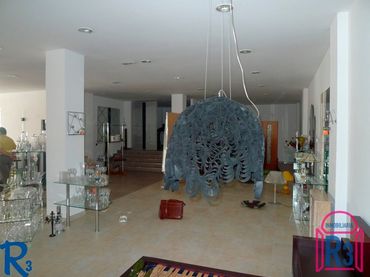 Local comercial en venda a Trobajo del Camino