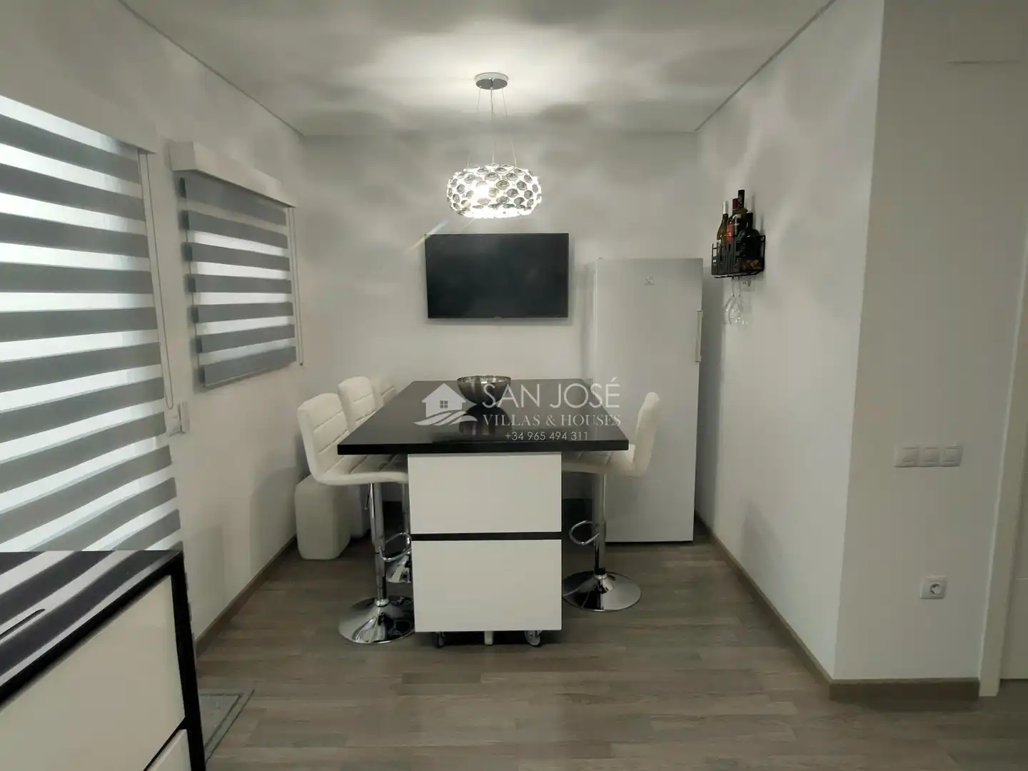 Menjador de Casa o xalet en venda en Aspe amb Jardí privat, Terrassa i Traster