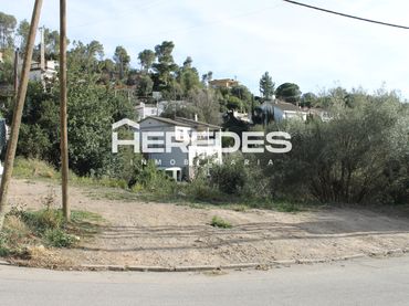 Terreny residencial en venda a Carrer de les Vinyes 15