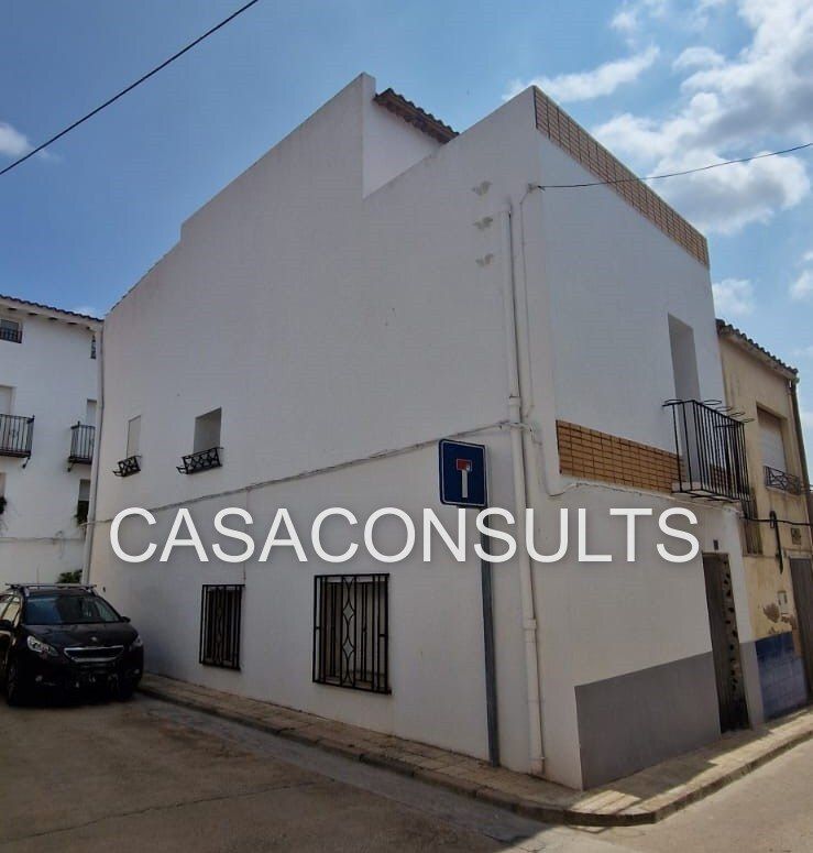 Exterior view of House or chalet for sale in Vall d'Alba  with Terrace, Storage room and Furnished