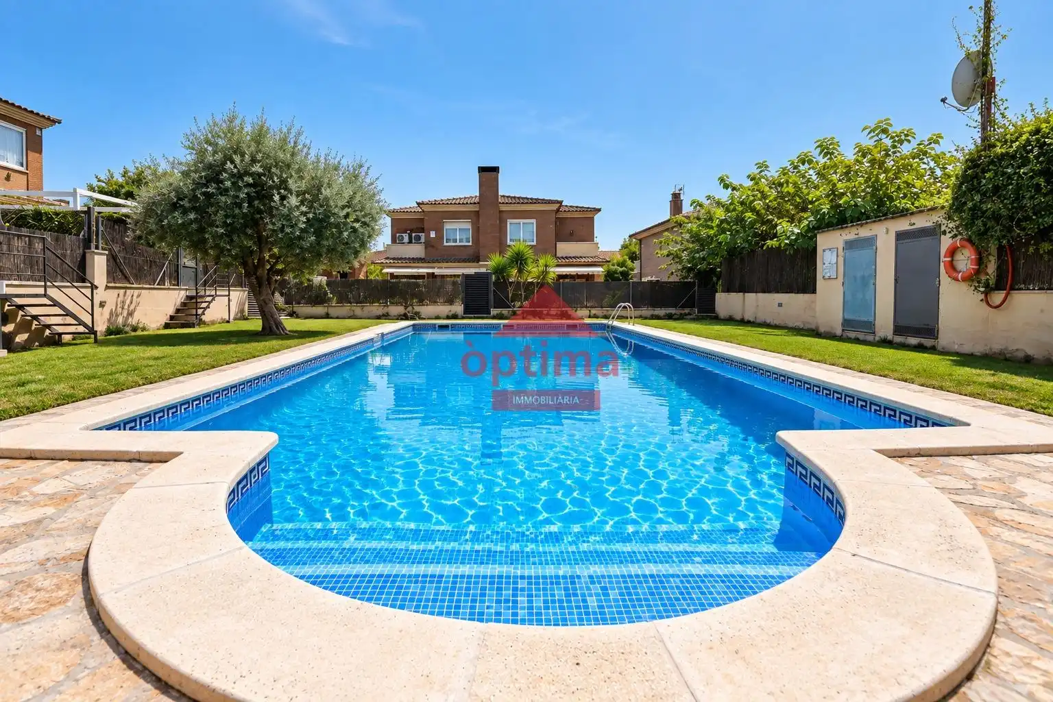 Casa a schiera con terrazza in vendita a Calle BELGRADO, imagen 6