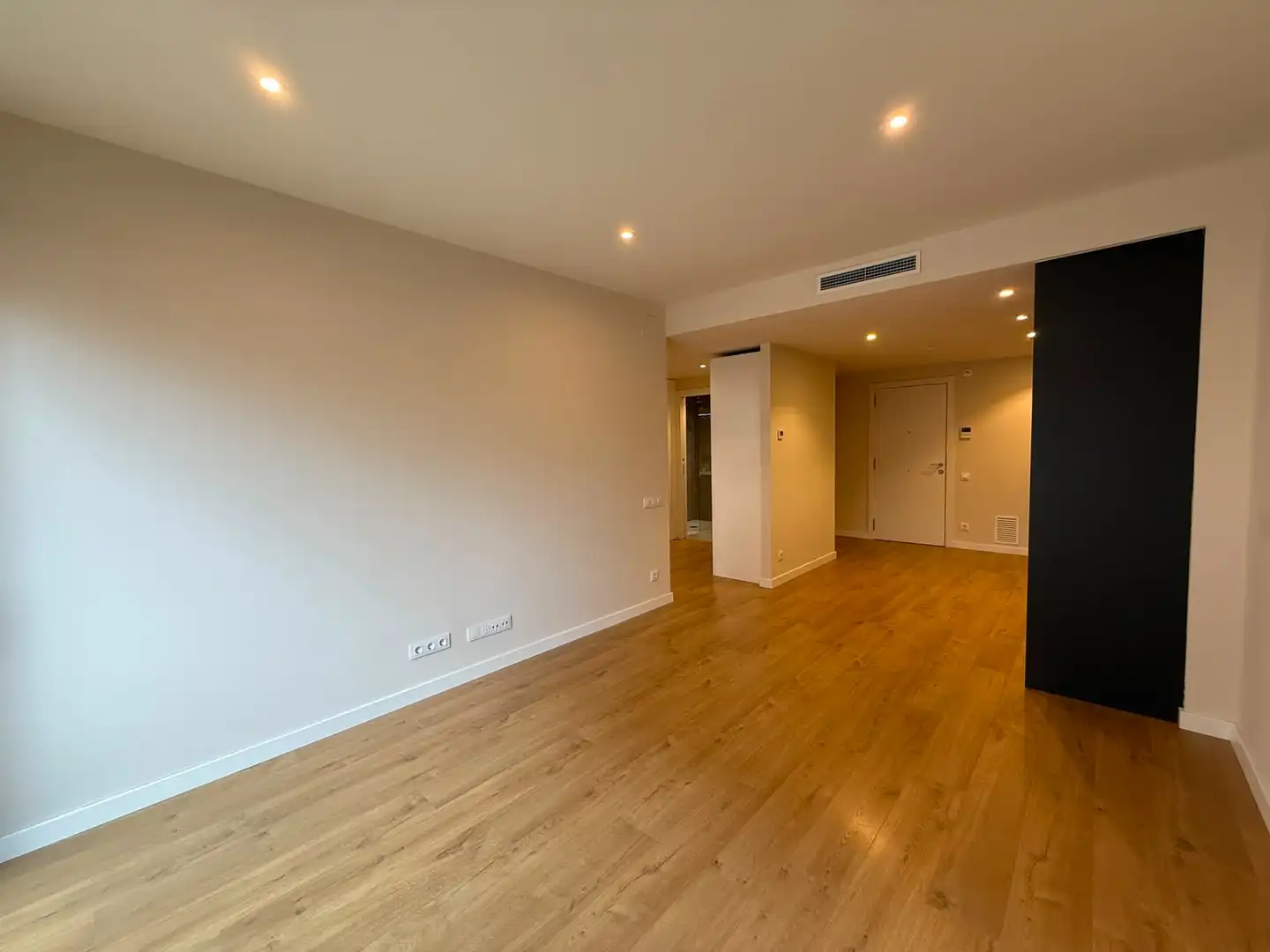 Sala d'estar de Planta baixa de lloguer en La Garriga amb Aire condicionat, Parquet i Terrassa