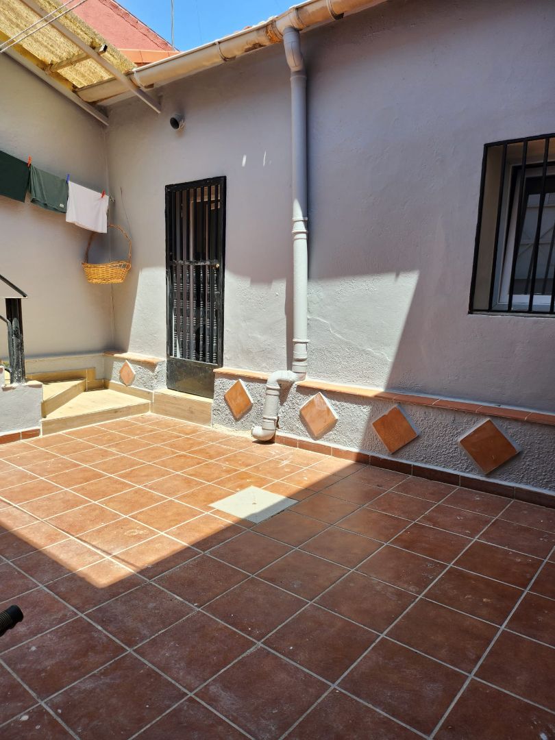 Außenansicht von Wohnung miete in Aranjuez mit Heizung