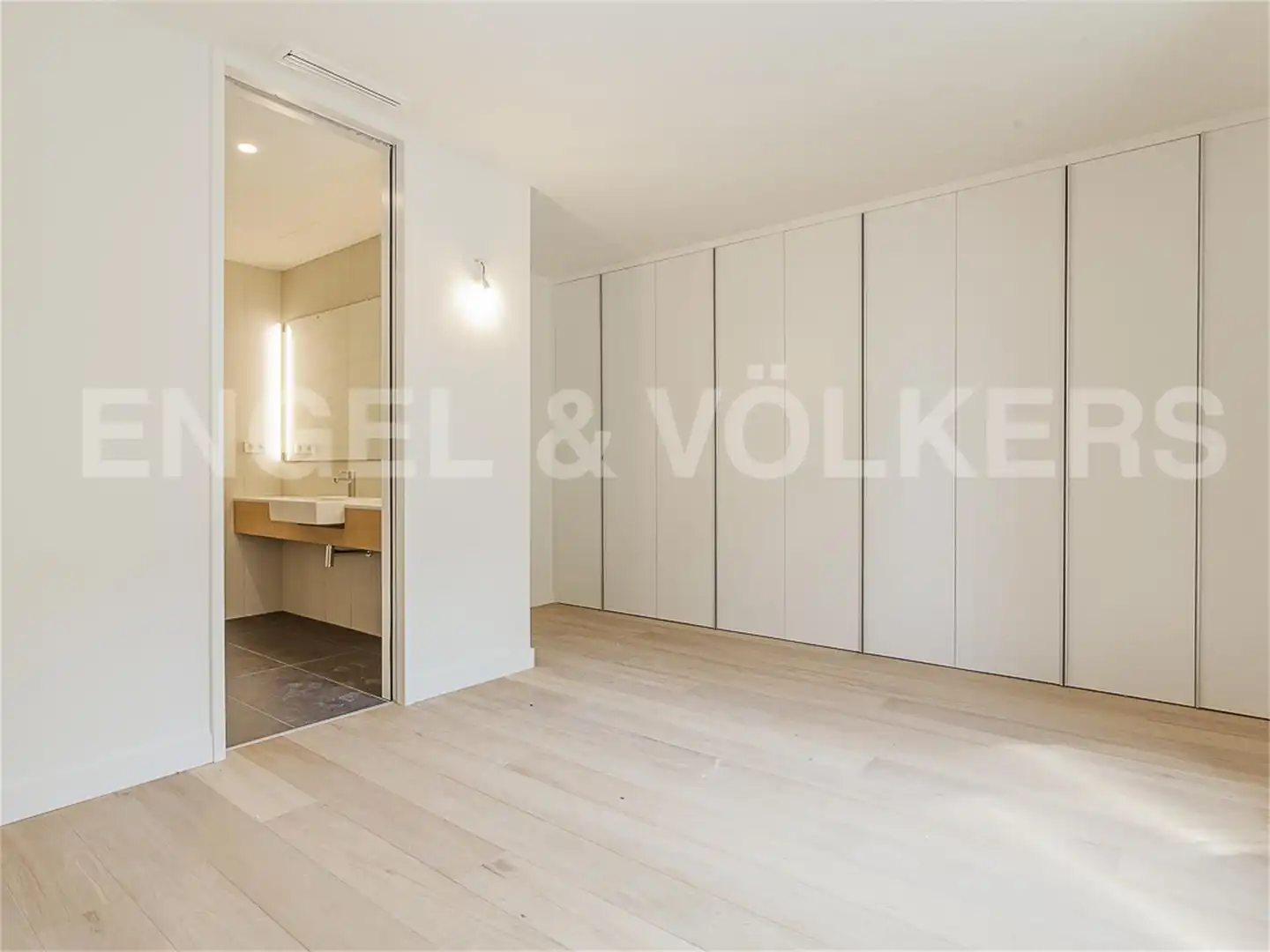New build Penthouse with lift for sale in Eixample, imagen 24