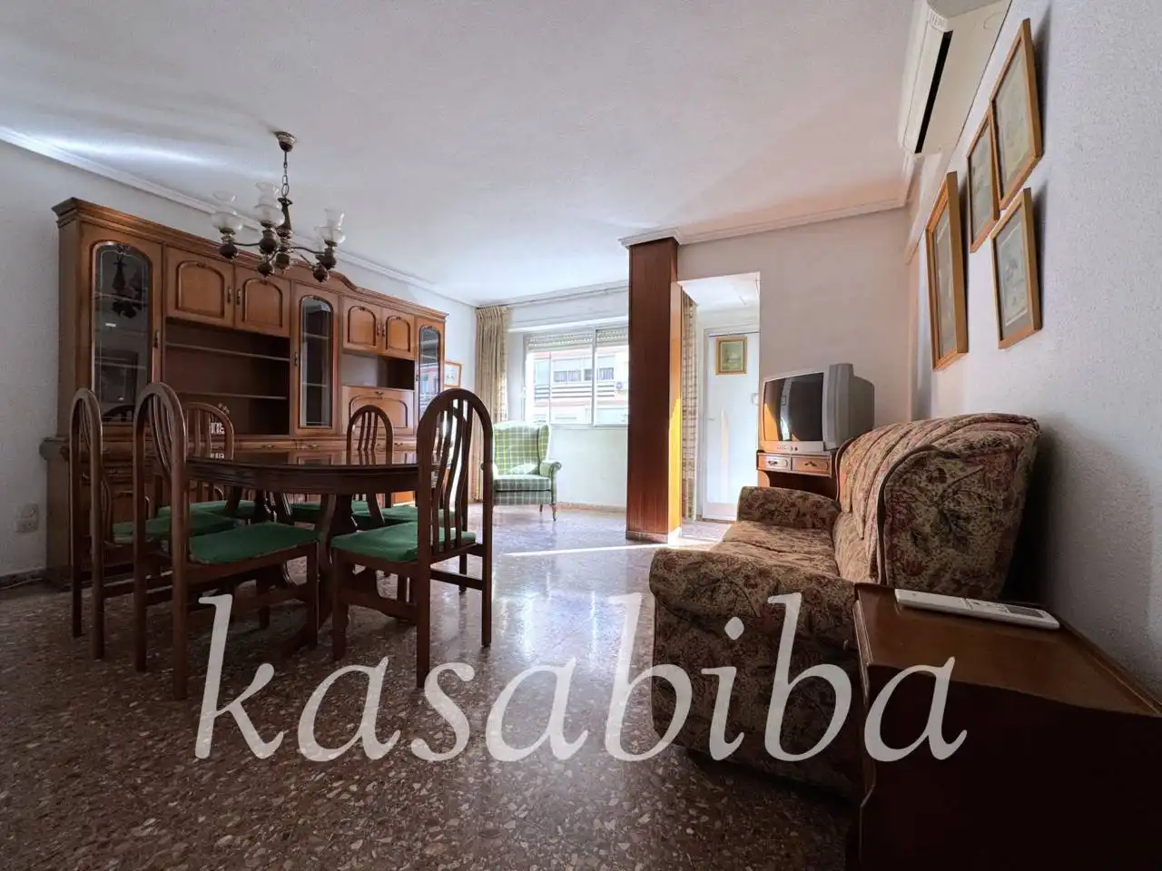 Habitación de Piso en venta en Valencia con Balcón