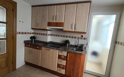 Kitchen of Flat to share in  Zaragoza Capital