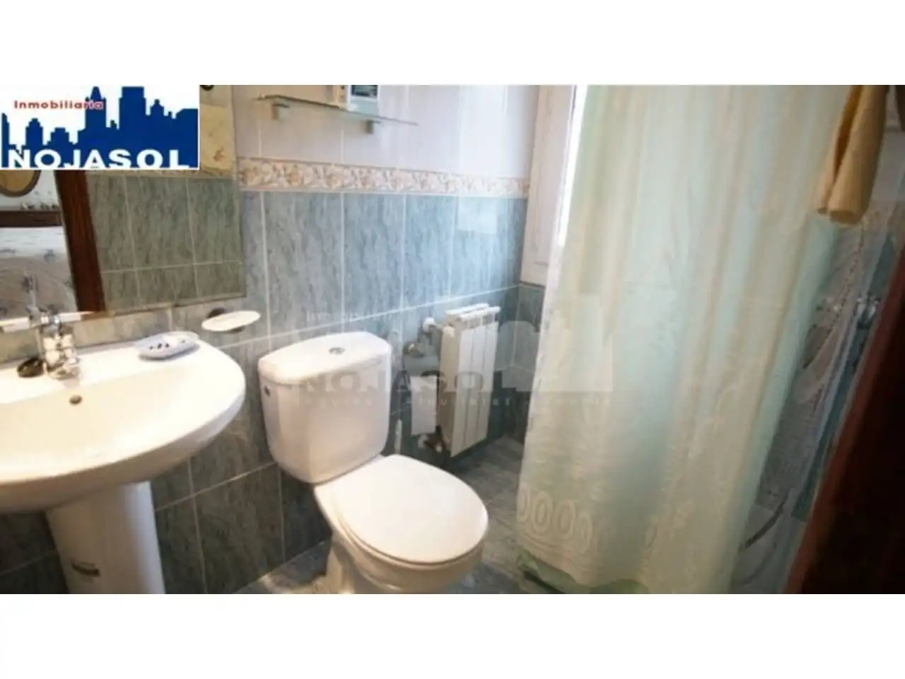 Bany de Apartament de lloguer en Noja amb Calefacció, Terrassa i Traster