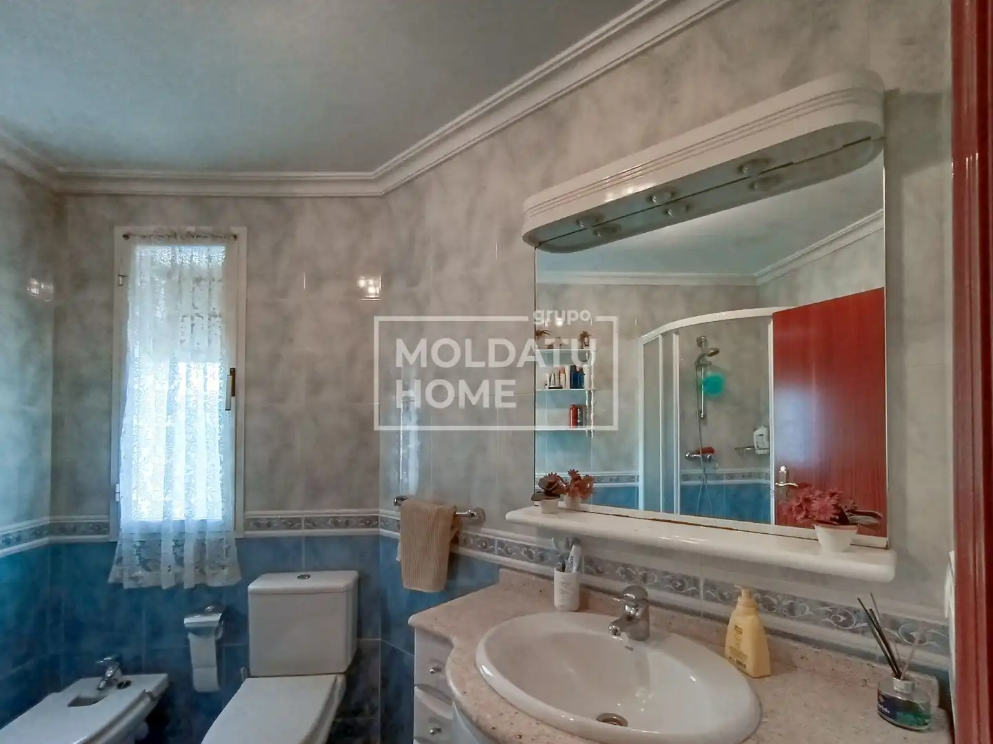 Badezimmer von Wohnung zum Verkauf in Irun  mit Heizung und Abstellraum